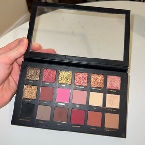 Huda Beauty Textured Eyeshadow Palette | Rose Gold Edition